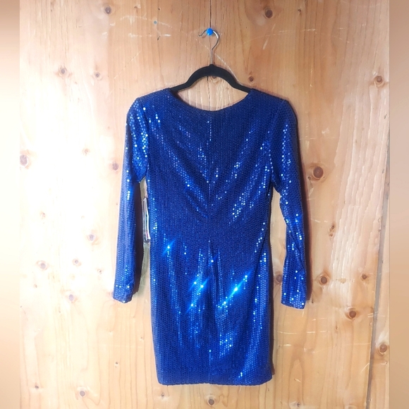 Aqua Capsule Deep Blue Purple Sequin Lined Keyhole Long Sleeve Party Dress - Picture 2 of 11